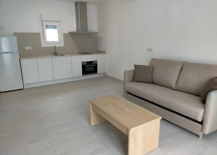 Apartamento Con Terraza Y Piscina Comunitaria