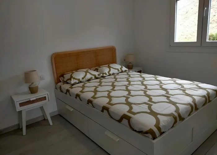Apartamento Con Terraza Y Piscina Comunitaria